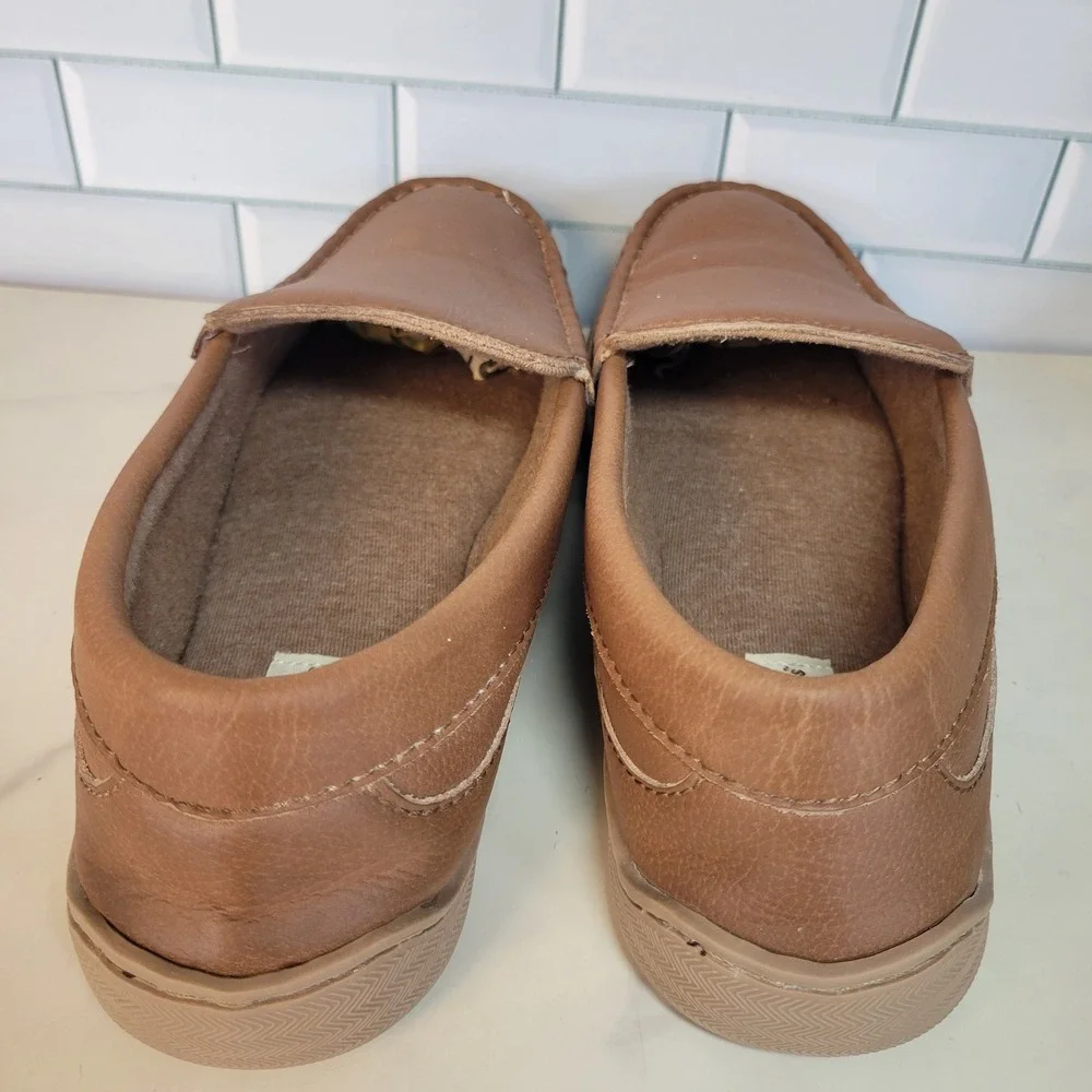 MyPillow MySlippers Mens 11 Brown Leather Moccasin Slippers 74462-05